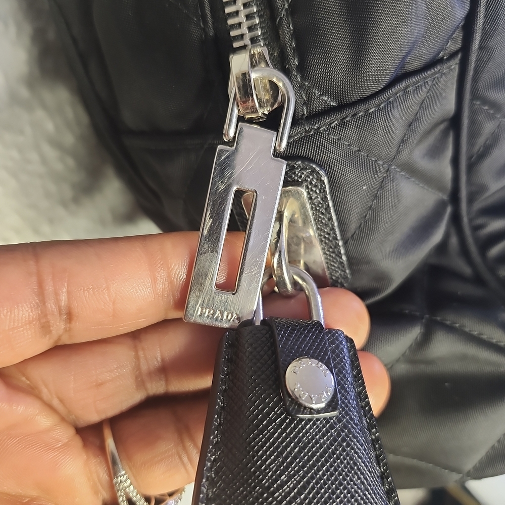 Prada Black Tussu Quilted Nylon Bag + Lock & Key W/Poshmark Authentication - Picture 5 of 15